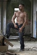 Foto Annunci Incontri Boy Vibo Valentia Sandro X  3714123657 - 9