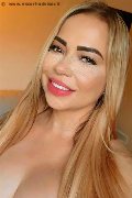 Siracusa Escort Roberta 350 85 18 893 foto selfie 23