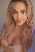 Pescara Trans Chrystal Medeiros Pornostar 389 83 13 619 foto selfie 6