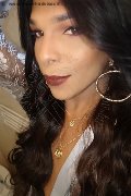 Roma Trav Thais Melo 388 32 39 396 foto selfie 35