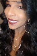 Roma Trav Thais Melo 388 32 39 396 foto selfie 32