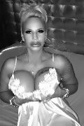 Foto Annunci Incontri Girl Friburgo In Brisgovia Laura 004915225645943 - 30